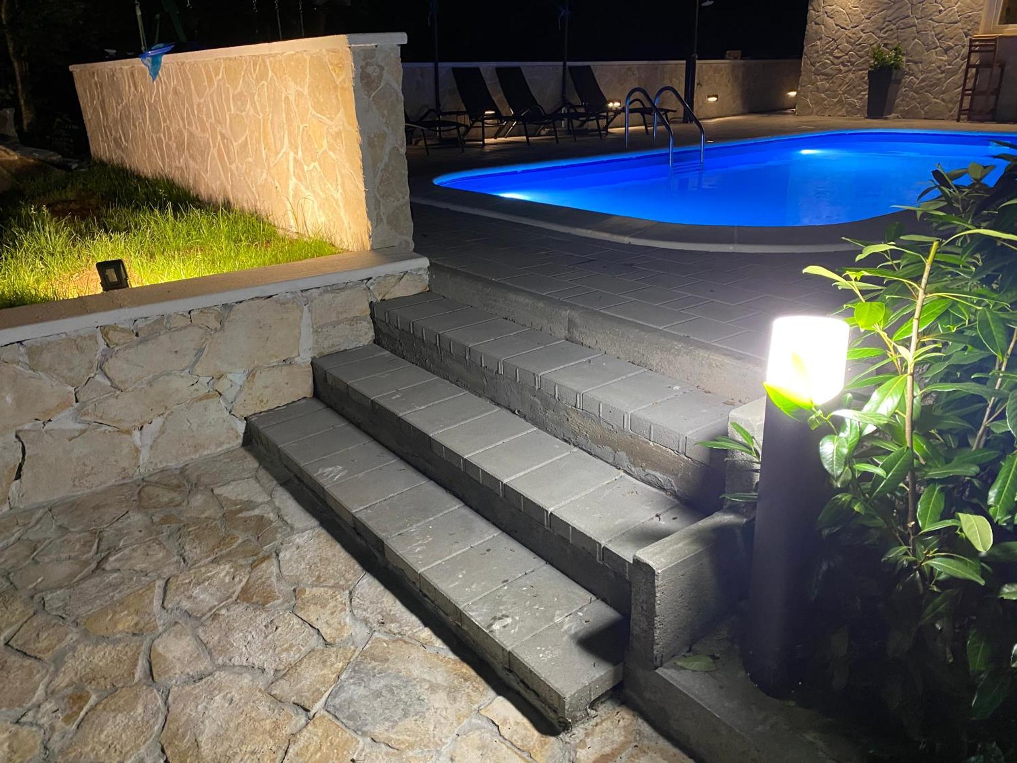 4Trees Holiday House Slunj Bagian luar foto